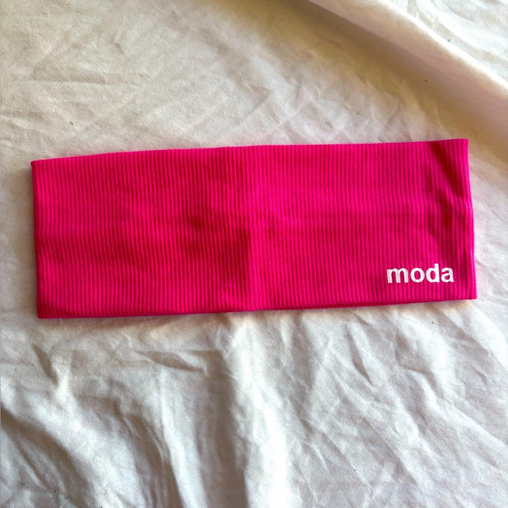 Moda Fuchsia Hot Pink Headband for extra Barbie Girly Energy